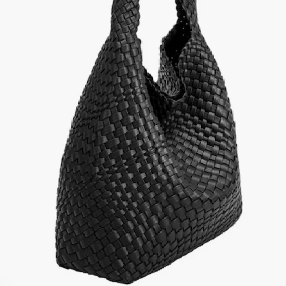 Melie Bianco Black Woven Shoulder Bag - Picture 5 of 5